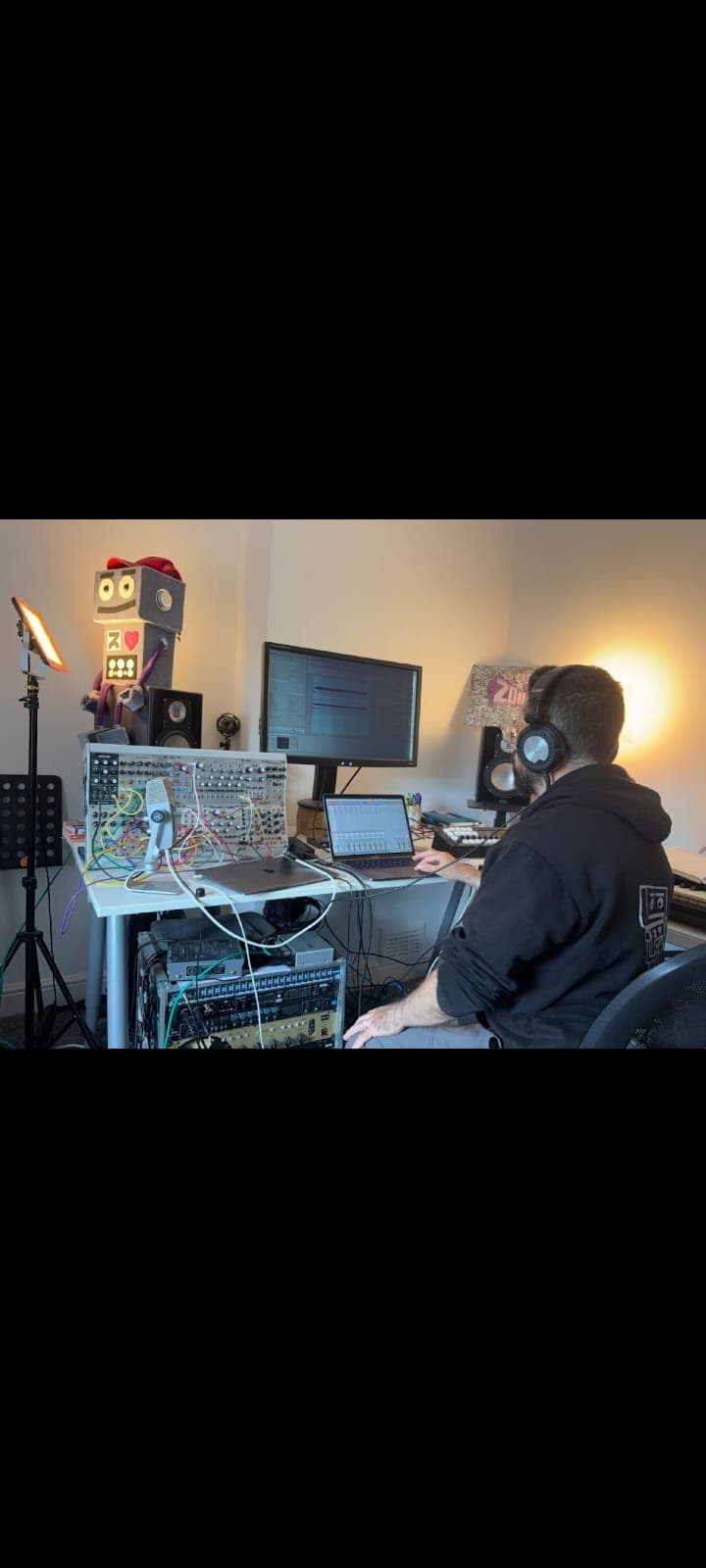 Finish tracks in 3β4 focused sessions